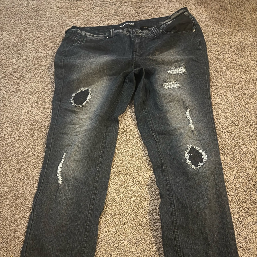 Paris Blue Distressed Black Women's Jeans Size 16